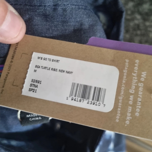 Patagonia Sea Turtle Navy Organic Cotton Blend Go Too Shirt Size m Bnwt. - Picture 9 of 9